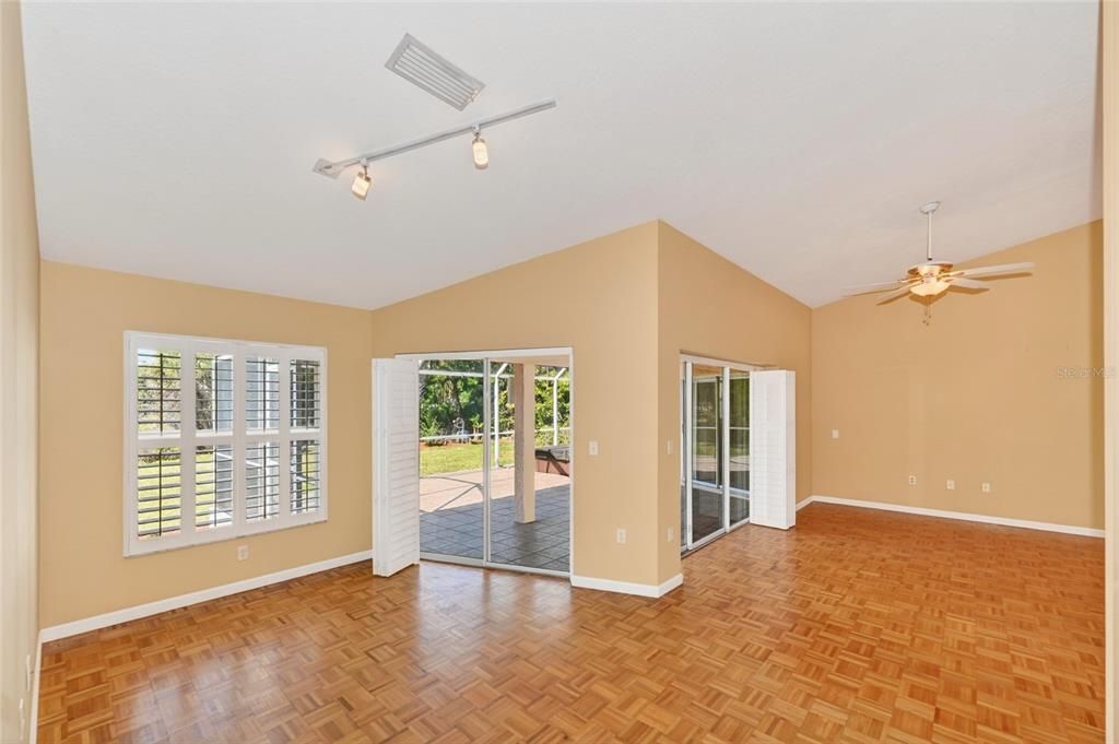 For Sale: $619,000 (3 beds, 2 baths, 1951 Square Feet)
