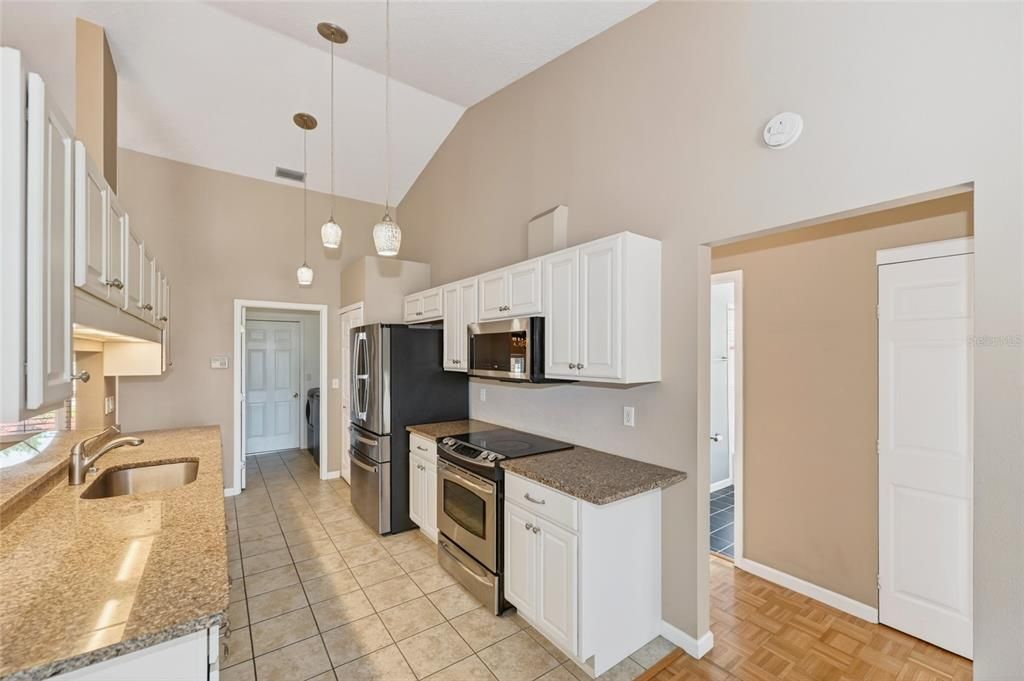 For Sale: $619,000 (3 beds, 2 baths, 1951 Square Feet)