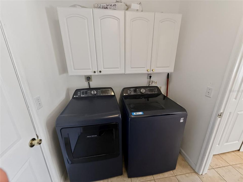 For Sale: $619,000 (3 beds, 2 baths, 1951 Square Feet)