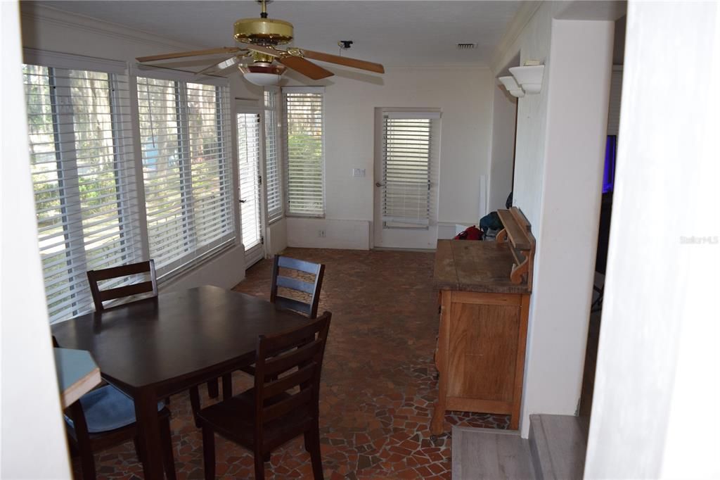 En Venta: $450,000 (3 camas, 2 baños, 1738 Pies cuadrados)