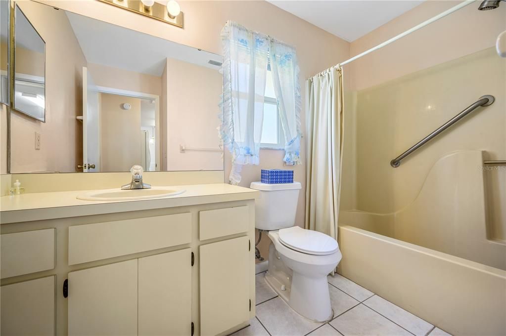 En Venta: $229,900 (2 camas, 2 baños, 1441 Pies cuadrados)