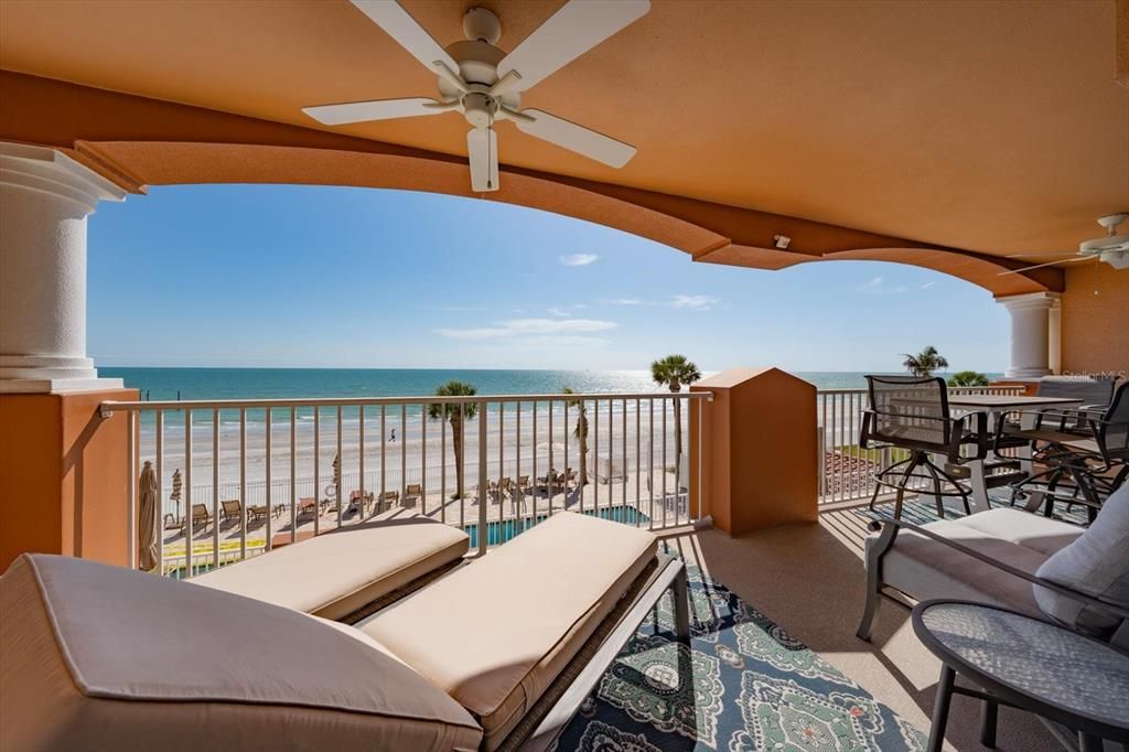 For Sale: $1,595,000 (3 beds, 3 baths, 2275 Square Feet)