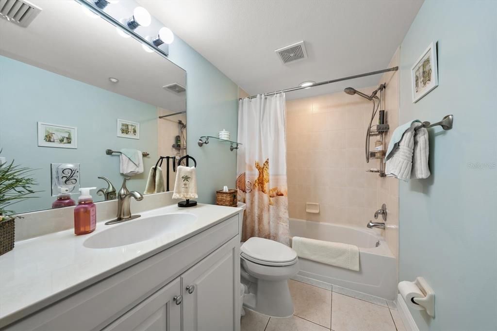 For Sale: $1,595,000 (3 beds, 3 baths, 2275 Square Feet)