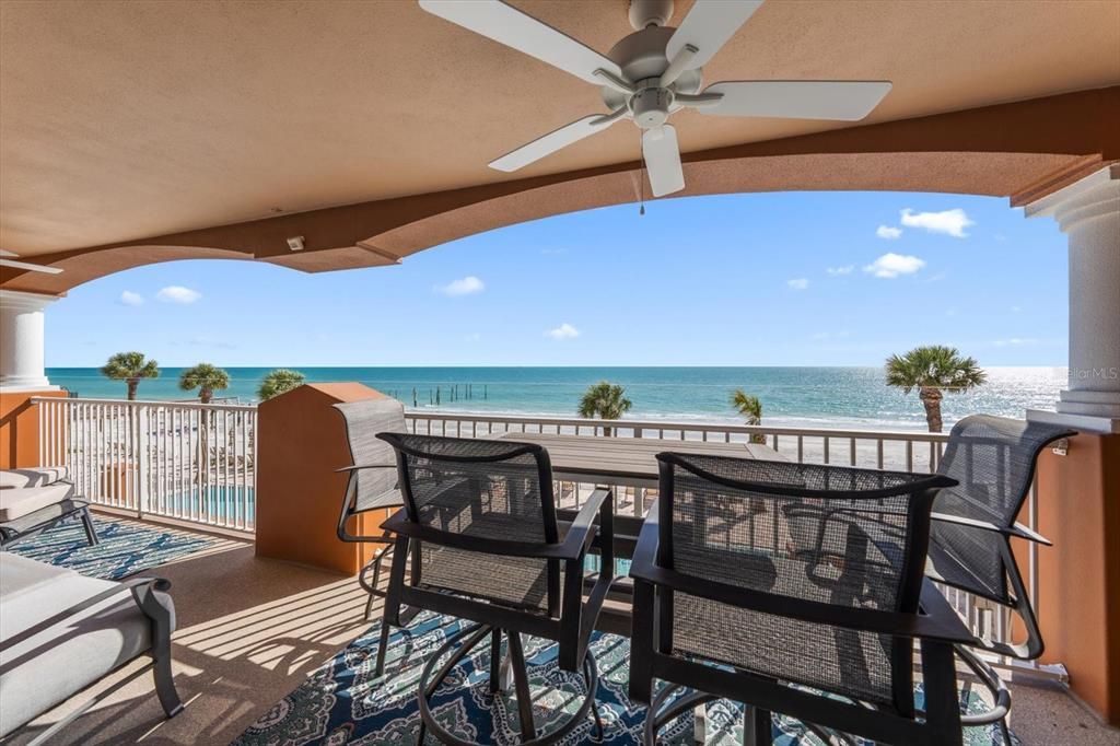 For Sale: $1,595,000 (3 beds, 3 baths, 2275 Square Feet)