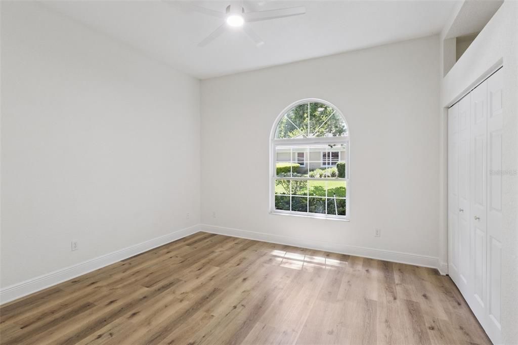 For Sale: $1,174,000 (5 beds, 4 baths, 4427 Square Feet)