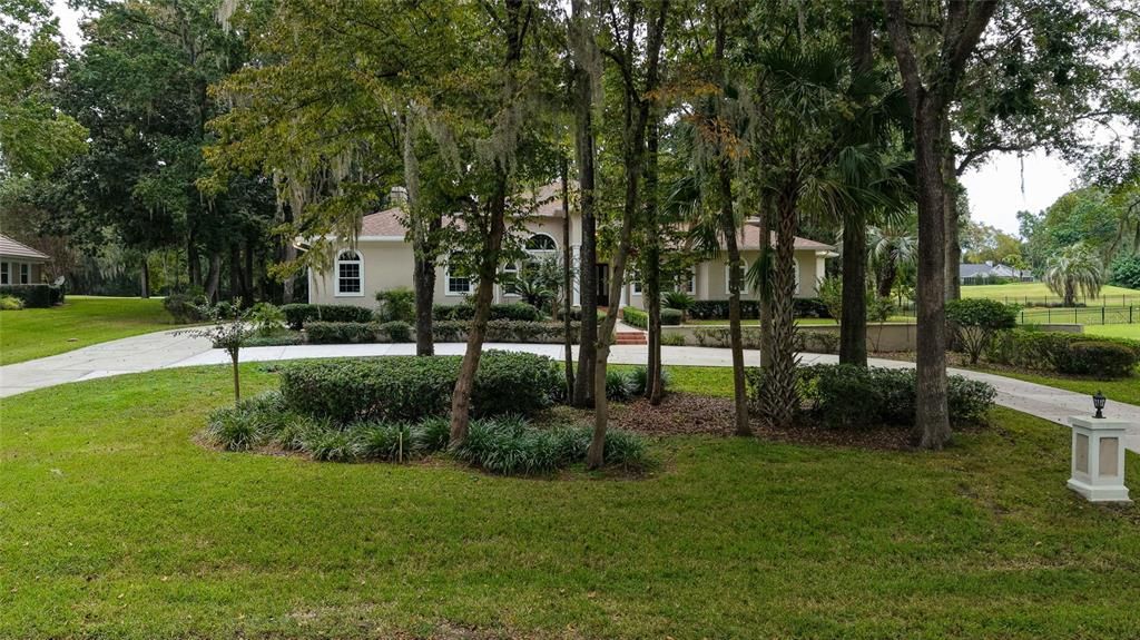 For Sale: $1,174,000 (5 beds, 4 baths, 4427 Square Feet)