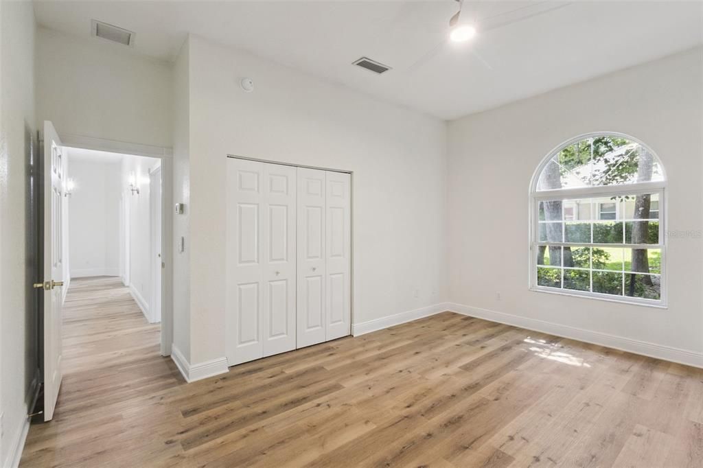 For Sale: $1,174,000 (5 beds, 4 baths, 4427 Square Feet)
