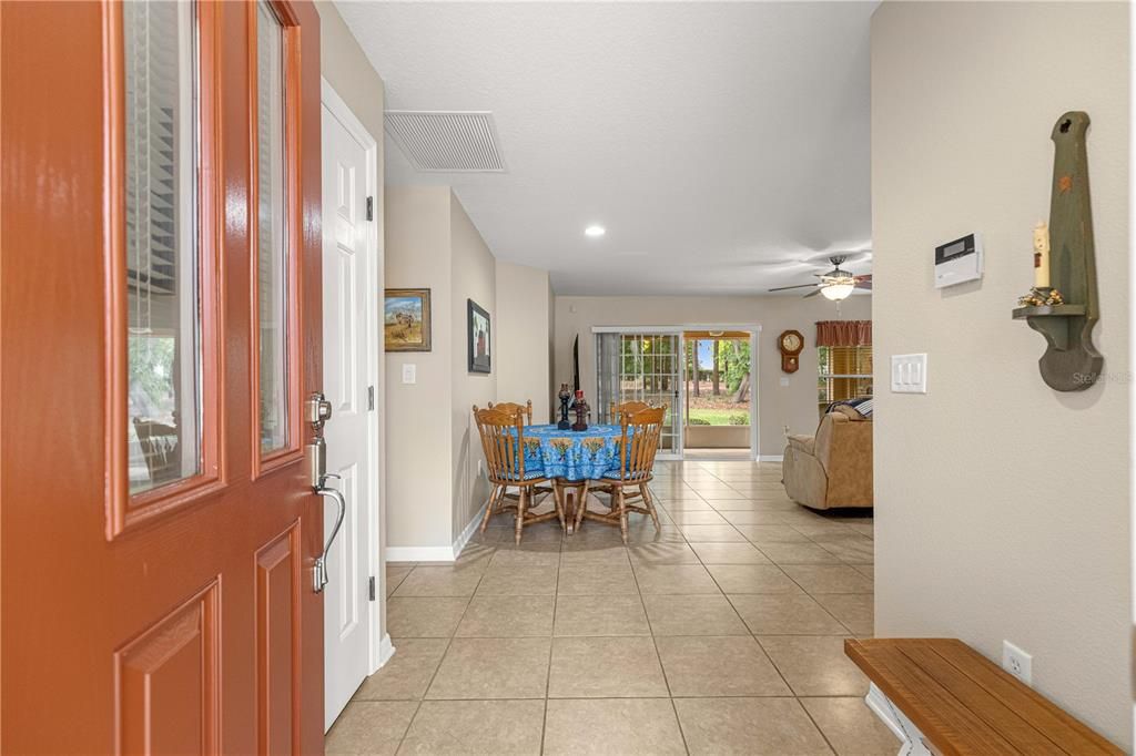 Active With Contract: $274,900 (3 beds, 2 baths, 1573 Square Feet)