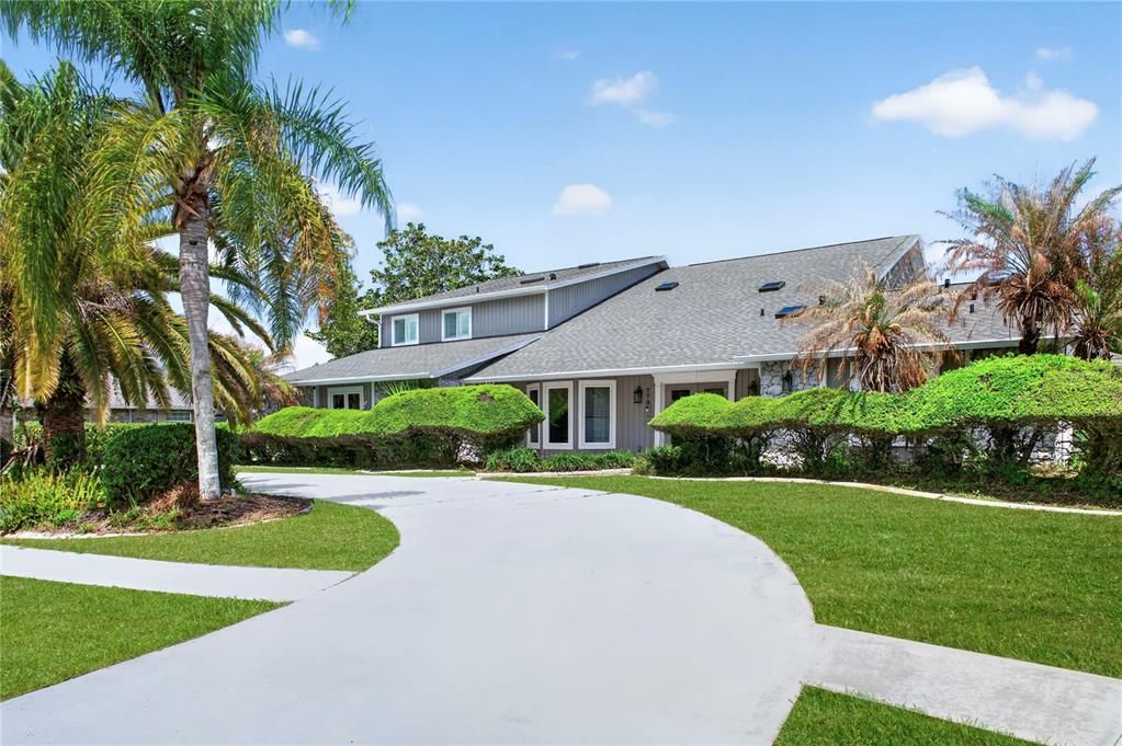 En Venta: $795,000 (5 camas, 4 baños, 3165 Pies cuadrados)