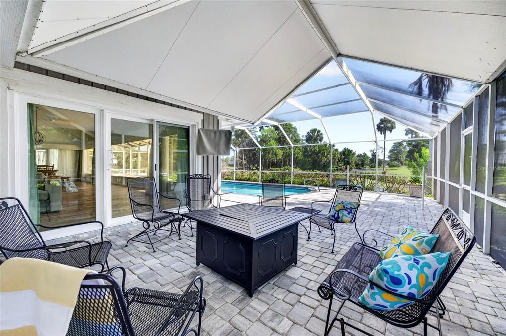 En Venta: $795,000 (5 camas, 4 baños, 3165 Pies cuadrados)