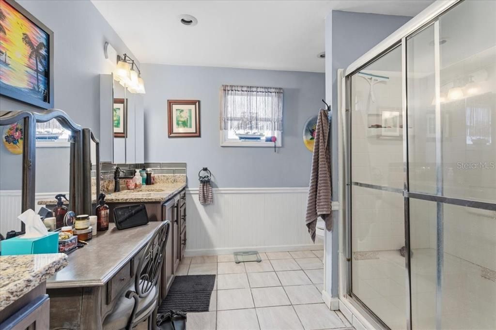 For Sale: $714,900 (4 beds, 2 baths, 3570 Square Feet)