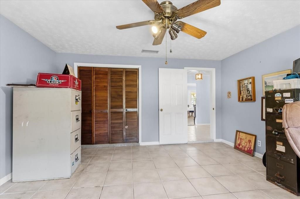 For Sale: $714,900 (4 beds, 2 baths, 3570 Square Feet)
