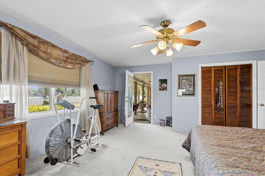 For Sale: $714,900 (4 beds, 2 baths, 3570 Square Feet)