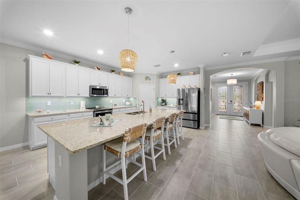 For Sale: $734,900 (3 beds, 3 baths, 2434 Square Feet)
