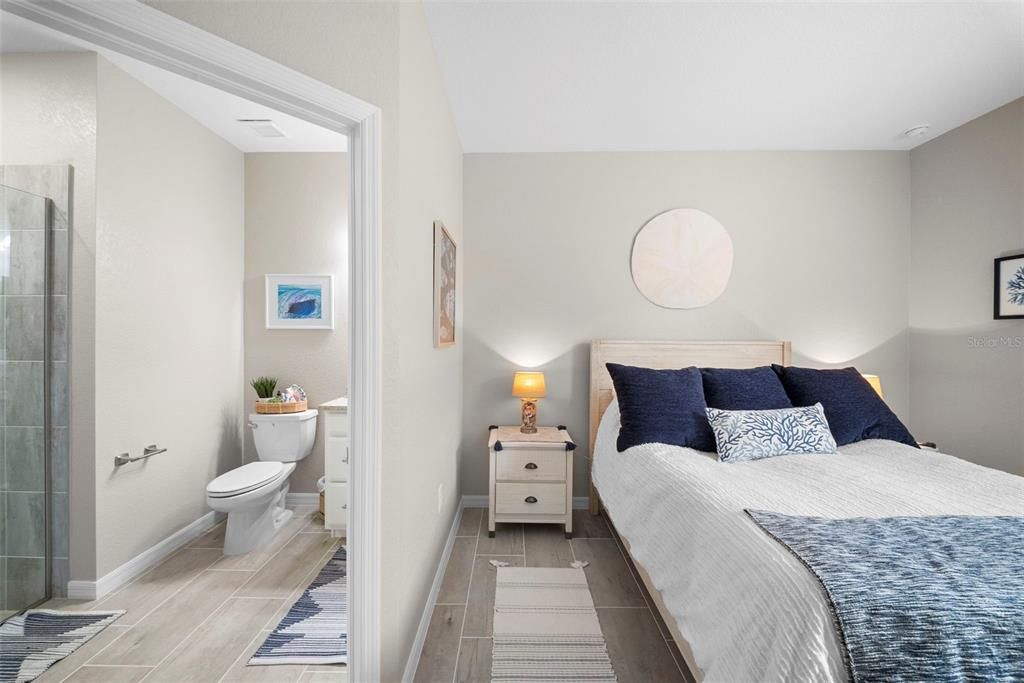 For Sale: $734,900 (3 beds, 3 baths, 2434 Square Feet)