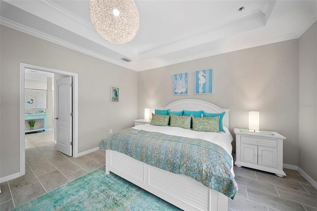 For Sale: $734,900 (3 beds, 3 baths, 2434 Square Feet)