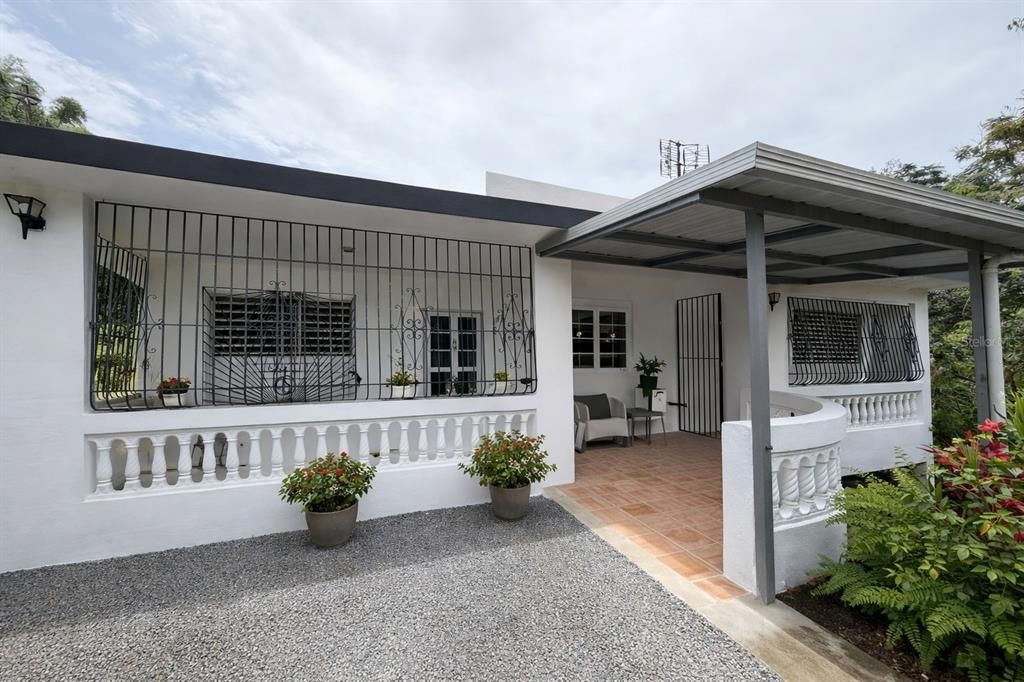 En Venta: $229,000 (4 camas, 2 baños, 0 Pies cuadrados)