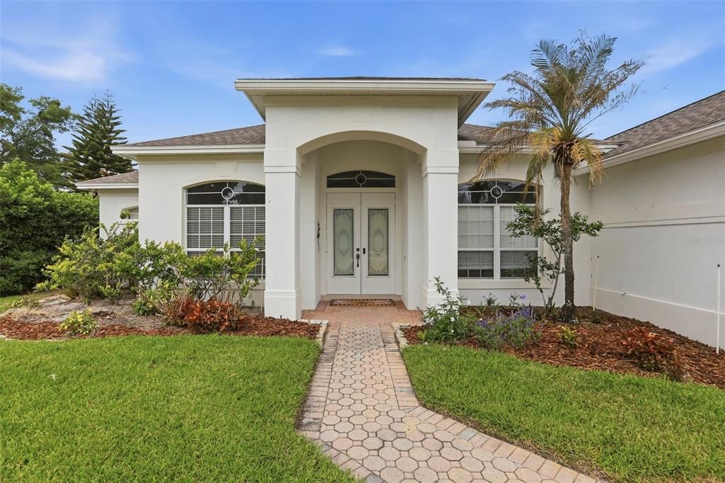 For Sale: $769,000 (4 beds, 3 baths, 2870 Square Feet)
