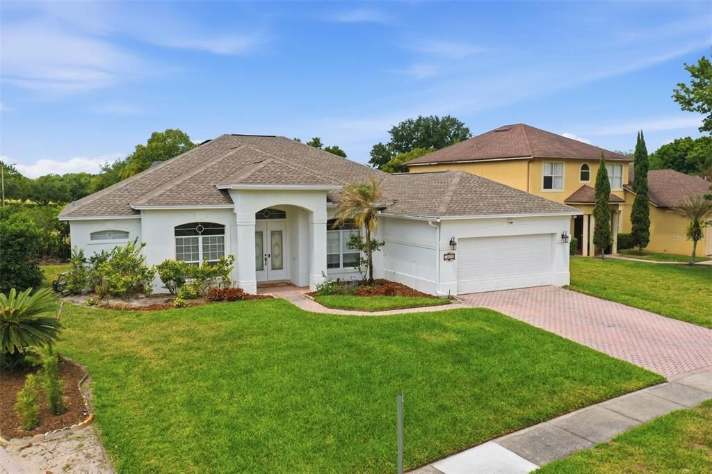 For Sale: $769,000 (4 beds, 3 baths, 2870 Square Feet)
