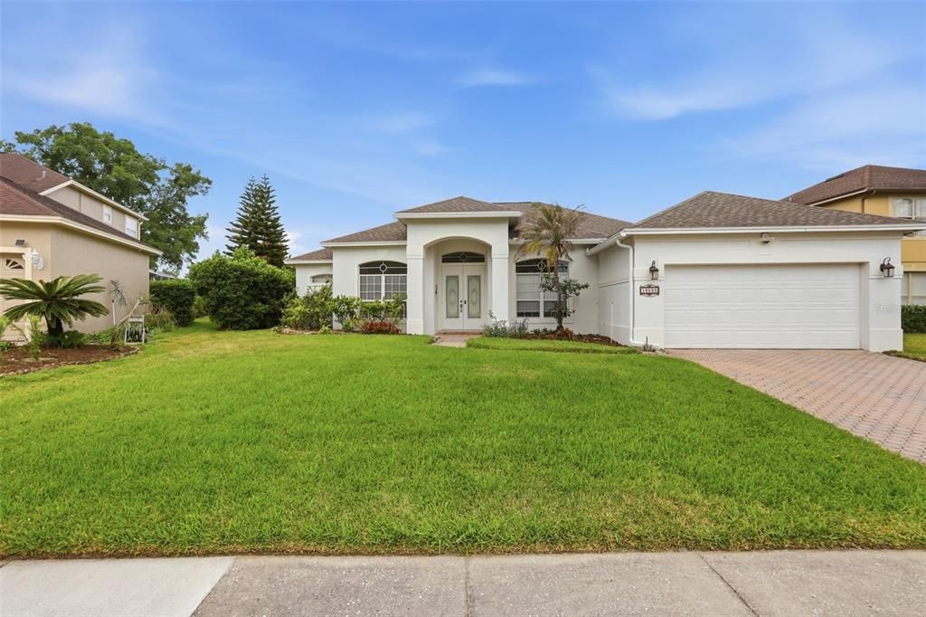 For Sale: $769,000 (4 beds, 3 baths, 2870 Square Feet)