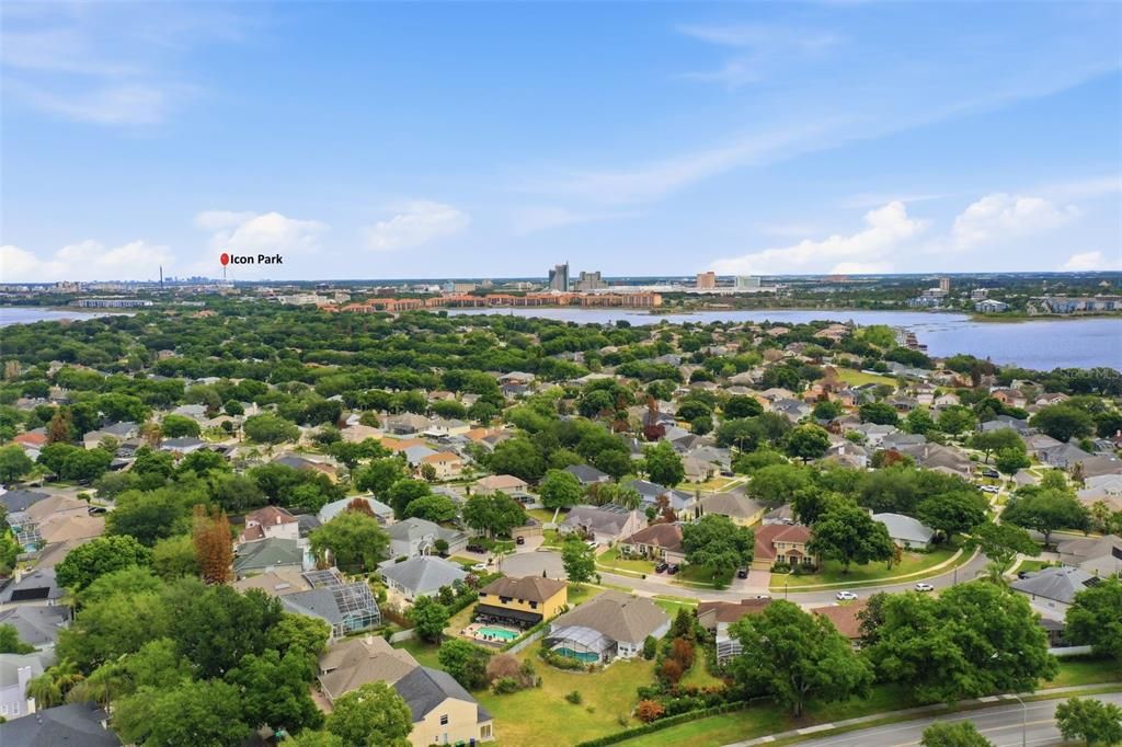 For Sale: $769,000 (4 beds, 3 baths, 2870 Square Feet)