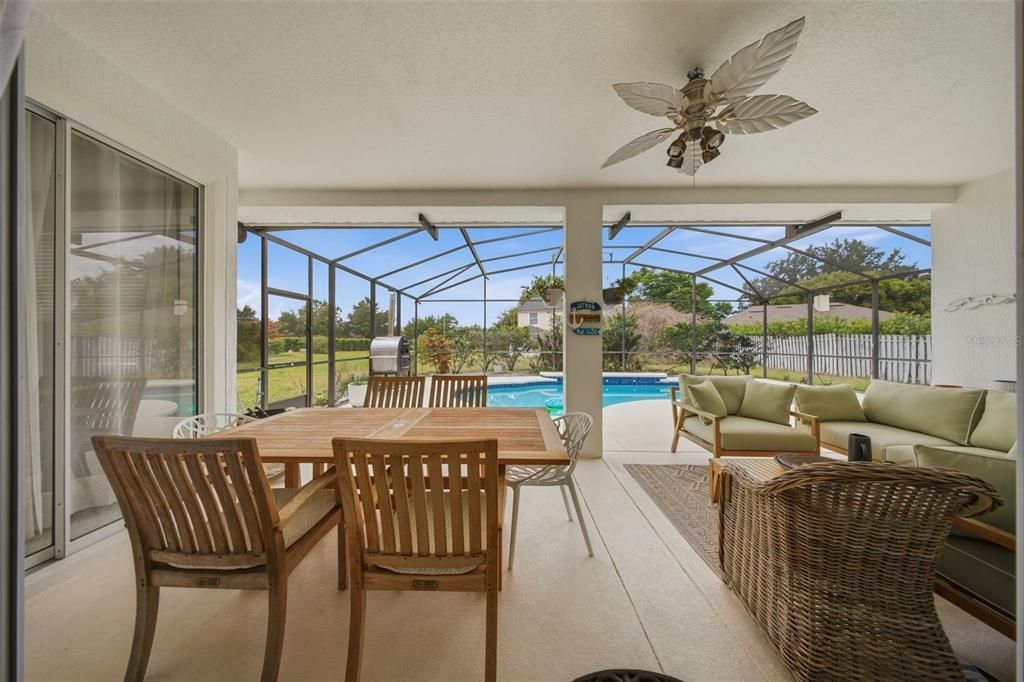 For Sale: $769,000 (4 beds, 3 baths, 2870 Square Feet)