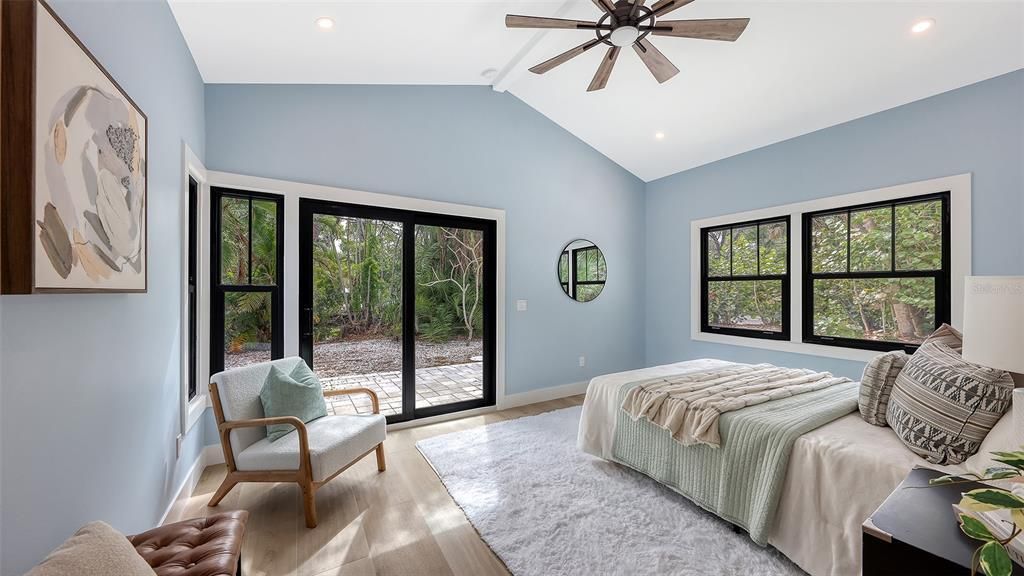 For Sale: $2,350,000 (4 beds, 4 baths, 2977 Square Feet)