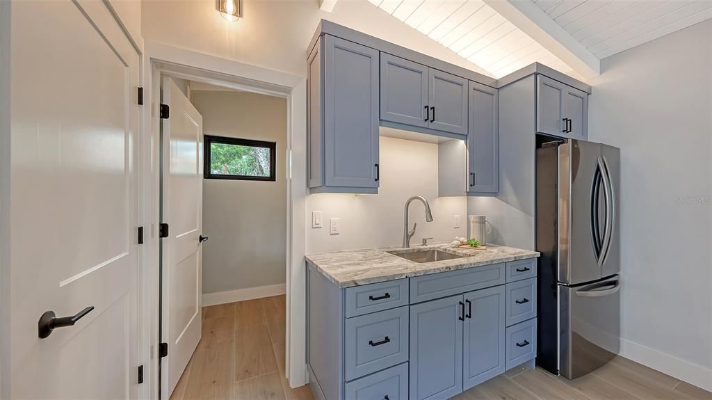For Sale: $2,350,000 (4 beds, 4 baths, 2977 Square Feet)