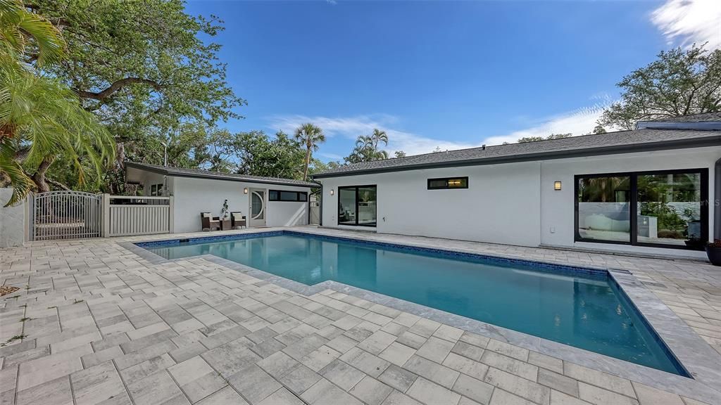 For Sale: $2,350,000 (4 beds, 4 baths, 2977 Square Feet)