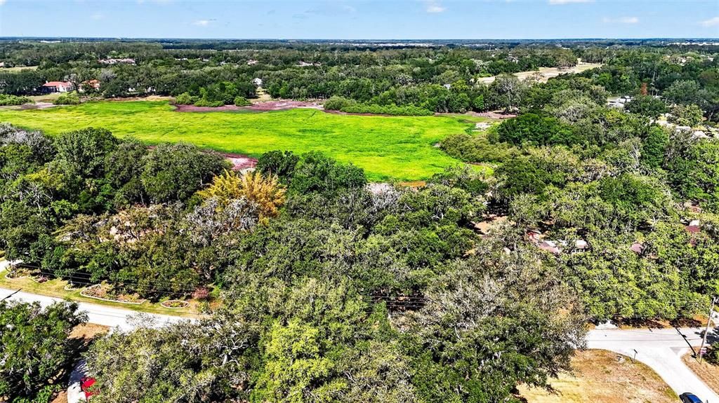 На продажу: $104,900 (0.87 acres)