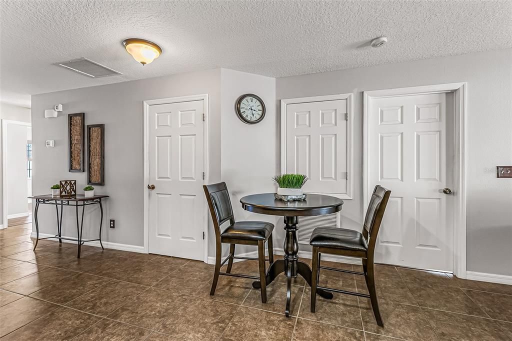 Active With Contract: $252,900 (3 beds, 2 baths, 1204 Square Feet)