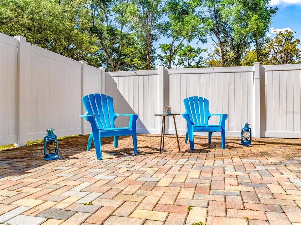 Active With Contract: $252,900 (3 beds, 2 baths, 1204 Square Feet)
