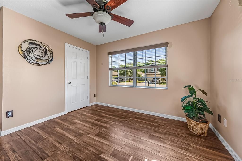 Active With Contract: $252,900 (3 beds, 2 baths, 1204 Square Feet)