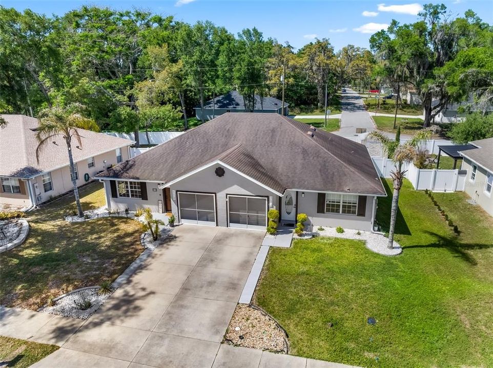 Active With Contract: $252,900 (3 beds, 2 baths, 1204 Square Feet)