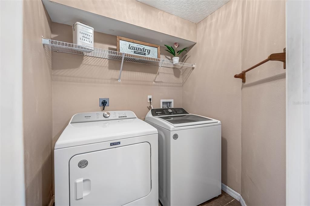 Active With Contract: $252,900 (3 beds, 2 baths, 1204 Square Feet)