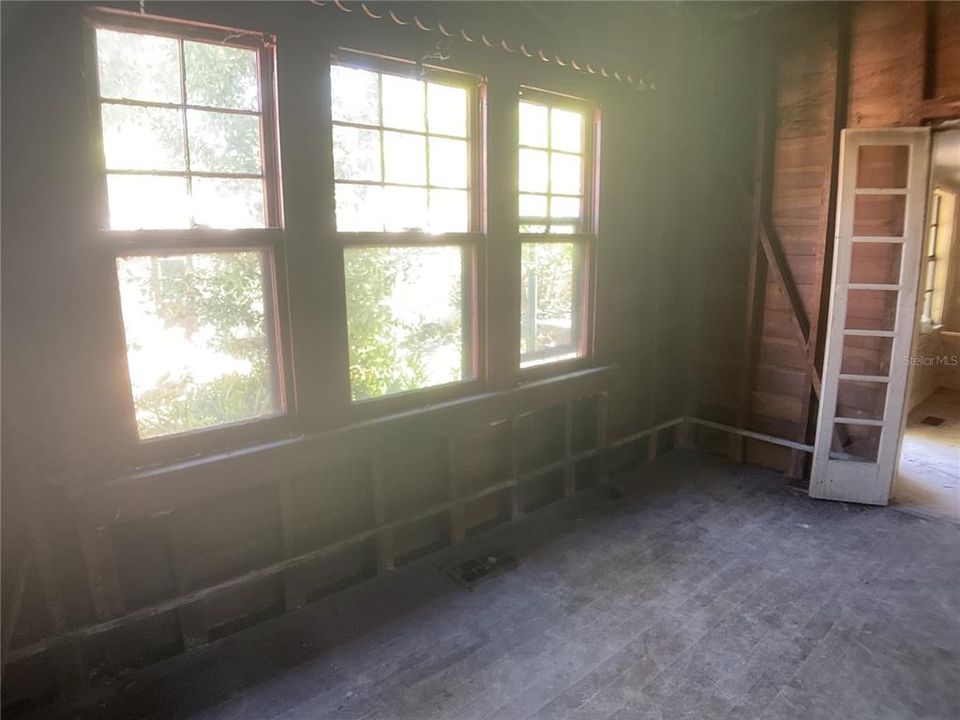 For Sale: $99,990 (3 beds, 2 baths, 2227 Square Feet)
