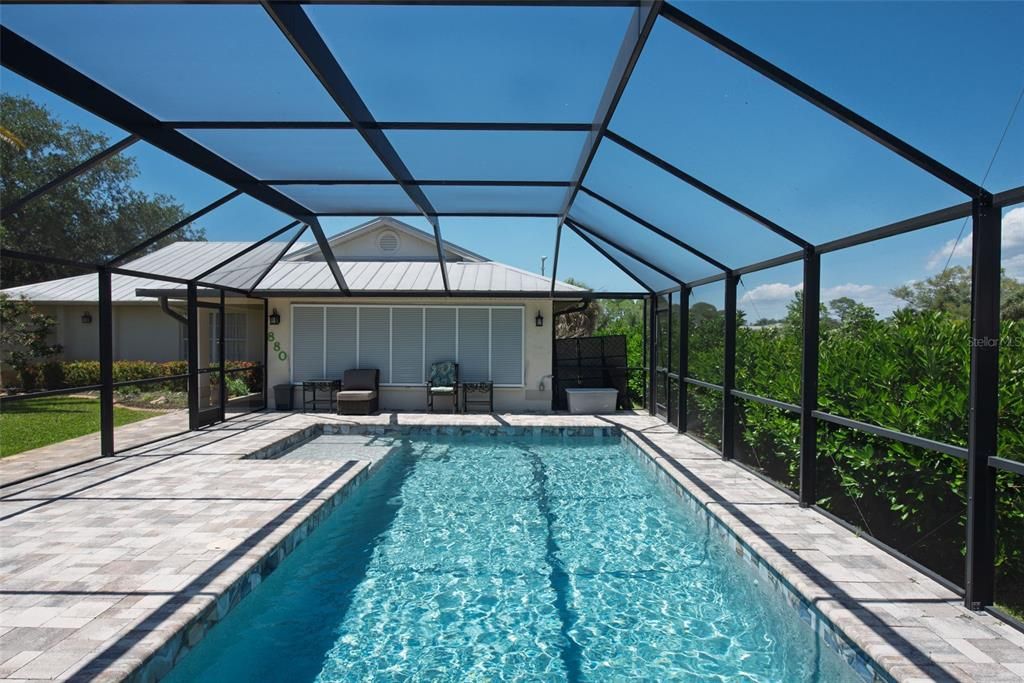 En Venta: $799,000 (2 camas, 2 baños, 2298 Pies cuadrados)