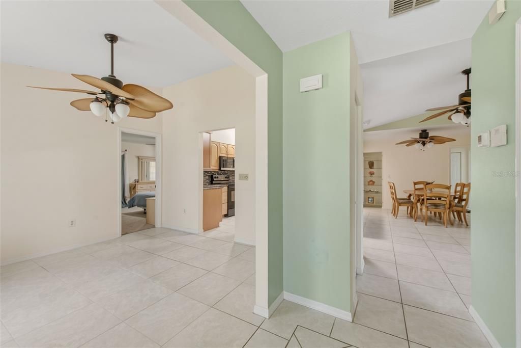 En Venta: $799,000 (2 camas, 2 baños, 2298 Pies cuadrados)