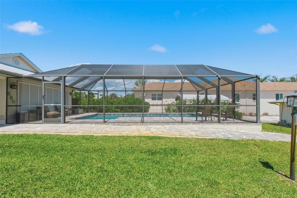 En Venta: $799,000 (2 camas, 2 baños, 2298 Pies cuadrados)