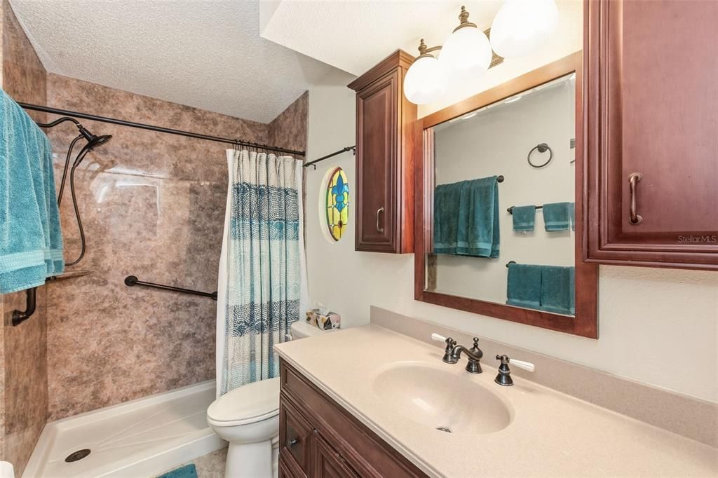 En Venta: $799,000 (2 camas, 2 baños, 2298 Pies cuadrados)
