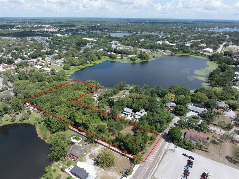 En Venta: $579,900 (2.46 acres)