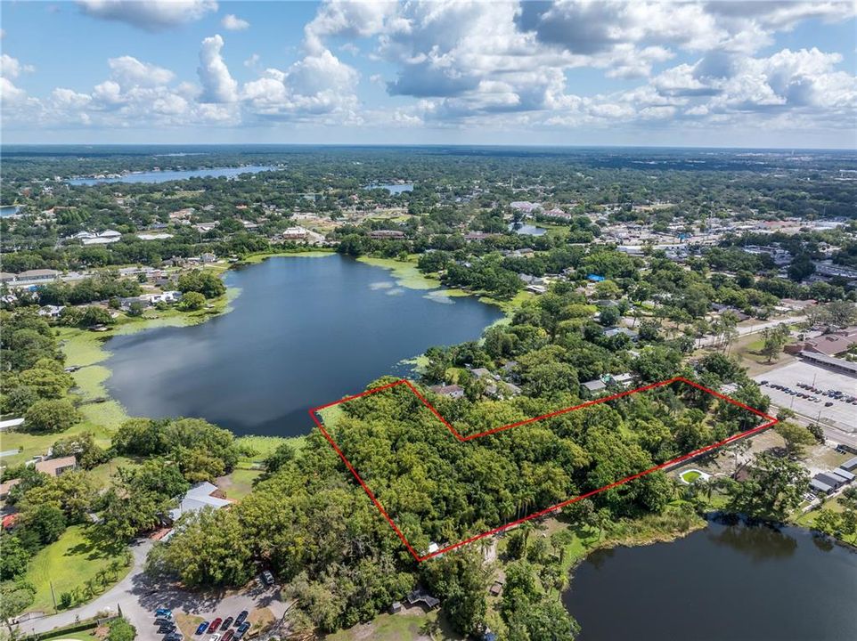 En Venta: $579,900 (2.46 acres)