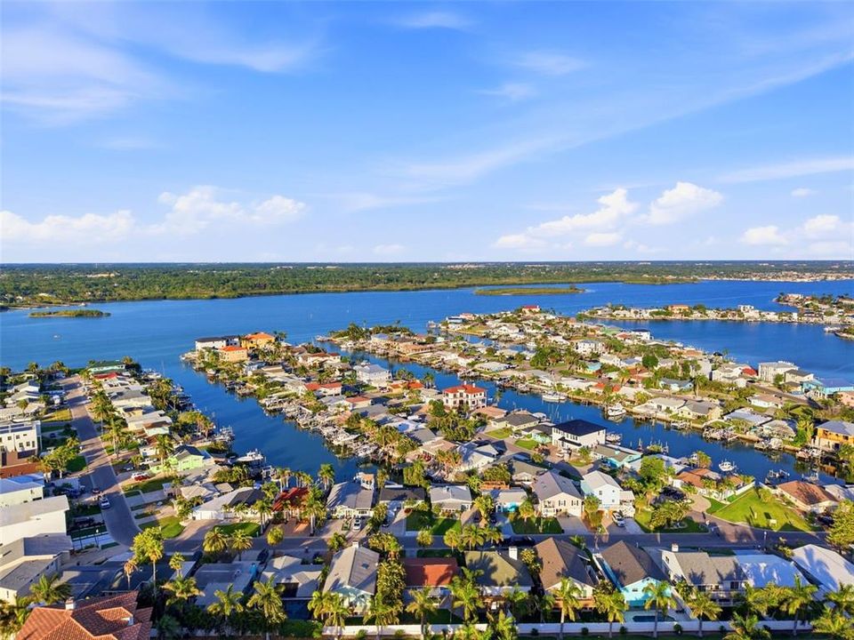 На продажу: $499,900 (2 спален, 1 ванн, 961 Квадратных фут)