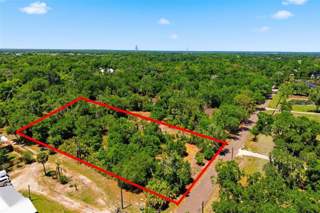 En Venta: $235,000 (1.06 acres)