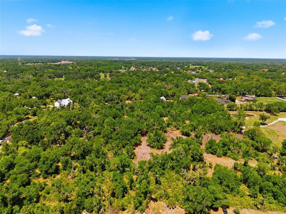 En Venta: $235,000 (1.06 acres)