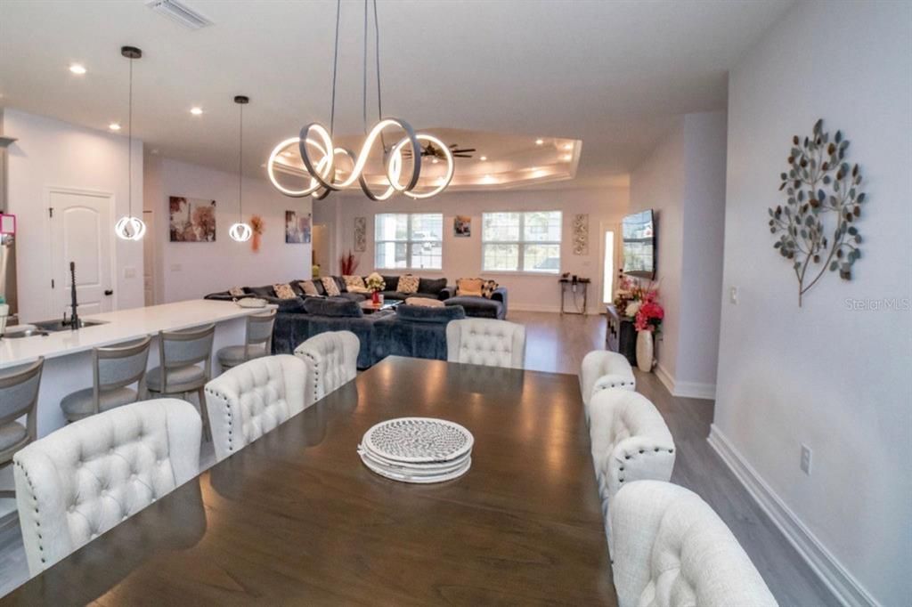 Active With Contract: $450,000 (4 beds, 2 baths, 2388 Square Feet)