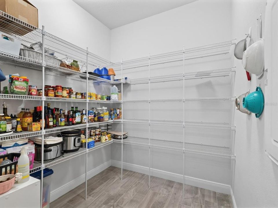 На продажу: $735,000 (5 спален, 3 ванн, 3206 Квадратных фут)