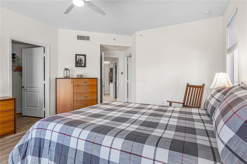 For Rent: $5,000 (3 beds, 2 baths, 2110 Square Feet)