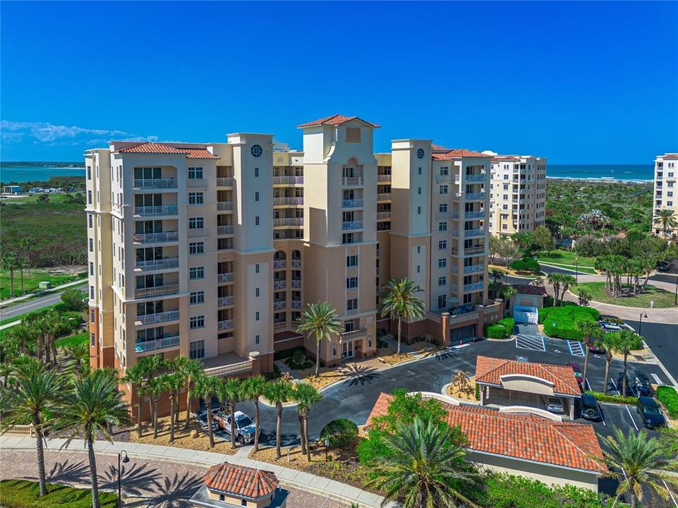 For Rent: $5,000 (3 beds, 2 baths, 2110 Square Feet)