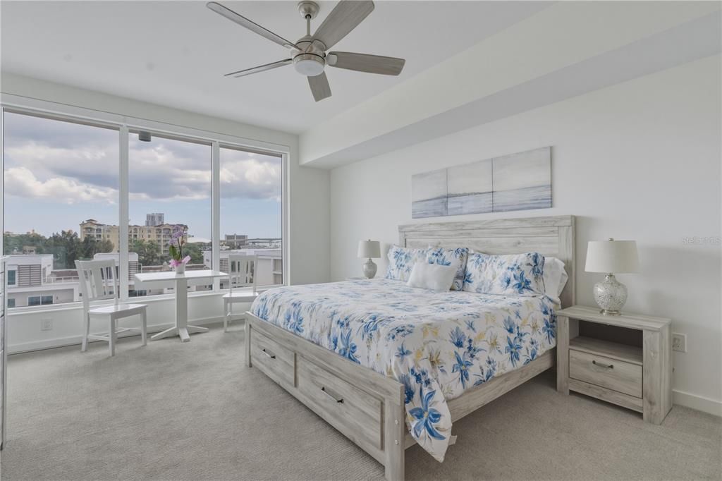 Activo con contrato: $899,000 (2 camas, 2 baños, 1865 Pies cuadrados)